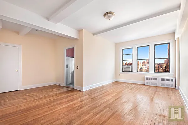 Rented by Halstead Real Estate | media 11