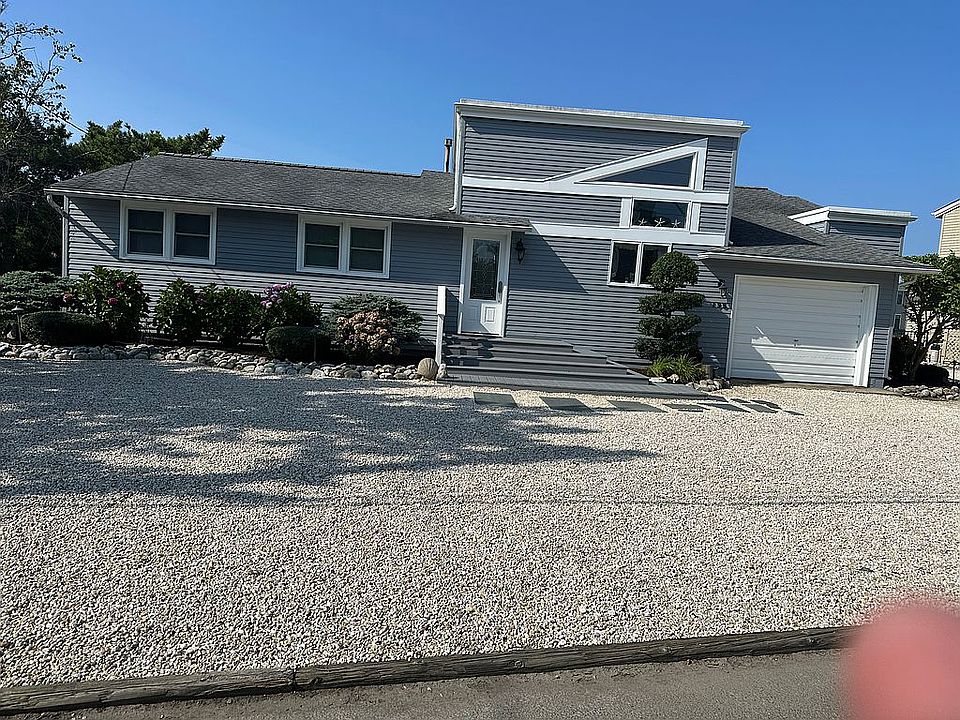 1st image of 195 Nautilus Dr