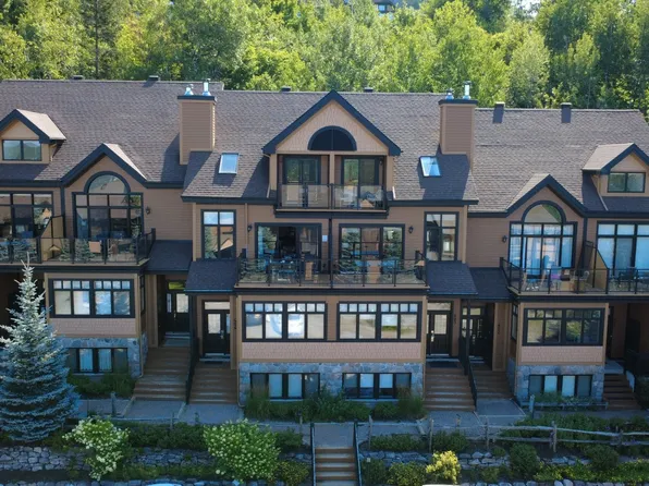 174 Chemin De La Frst #404, Mont Tremblant, QC J8E 3K8