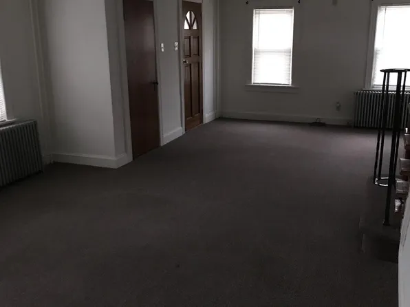 713 W Summer Rd, Minotola, NJ 08341