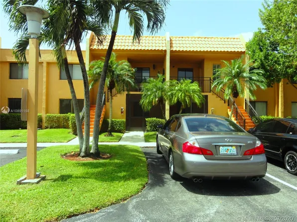 380 Racquet Club Rd APT 104, Weston, FL 33326