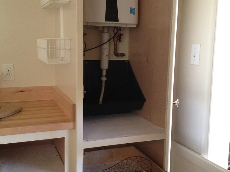 310 Mockingbird Ln #E — Photo 11