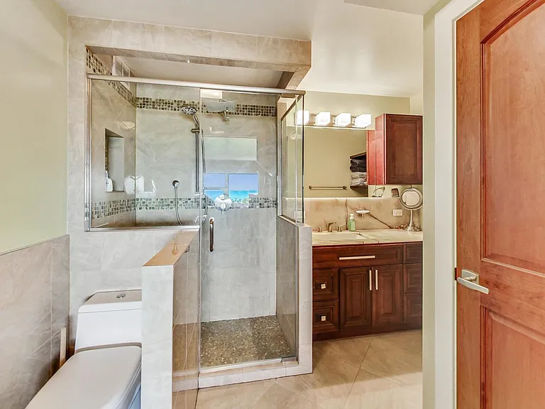 1850 N Clark St #1205 — Photo 15