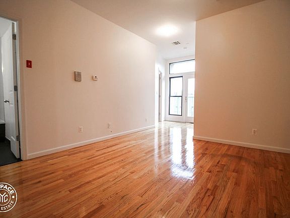 3rd image of 804 Bergen St APT 4R