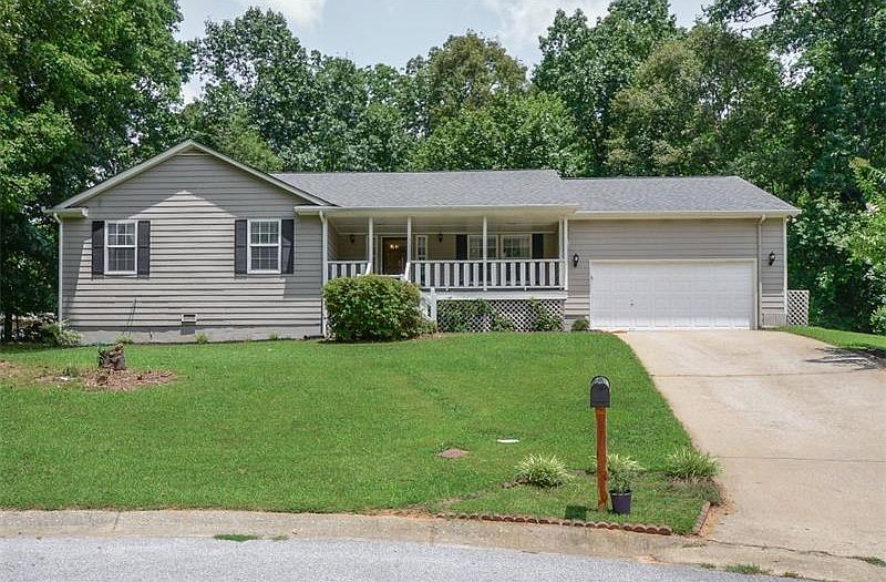 1st image of 1062 Ashwood Cir