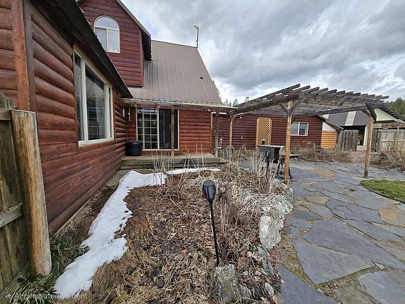 4th image of 3356 N Caffel Rd