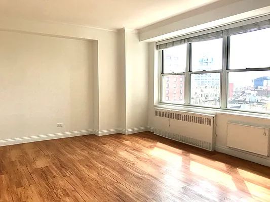 Rented by Batra Group Inc | media 19