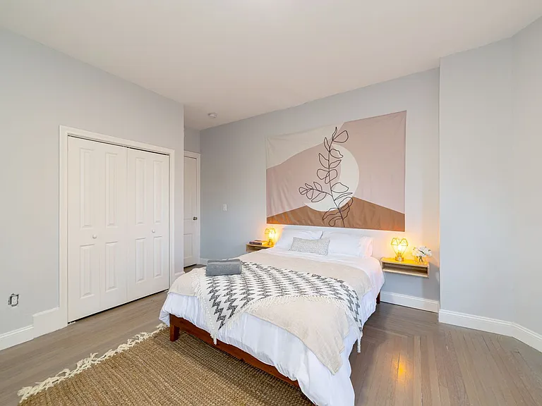 584 Orange Street — Photo 42