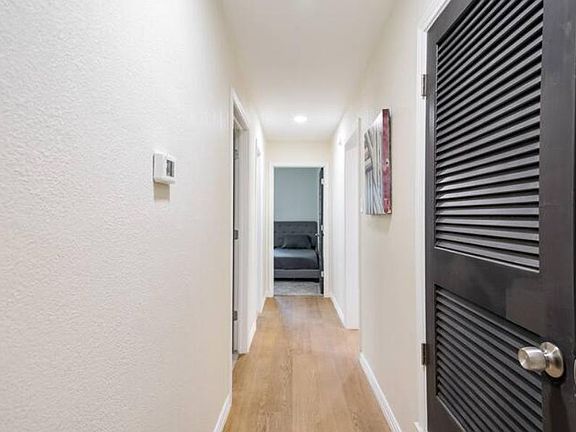 5th image of 7520 Sequoia Ct