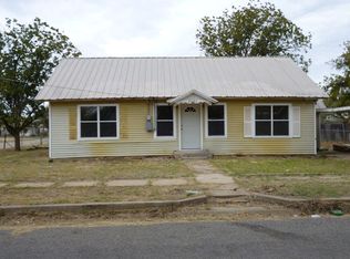 2611 Avenue K, Snyder, TX 79549