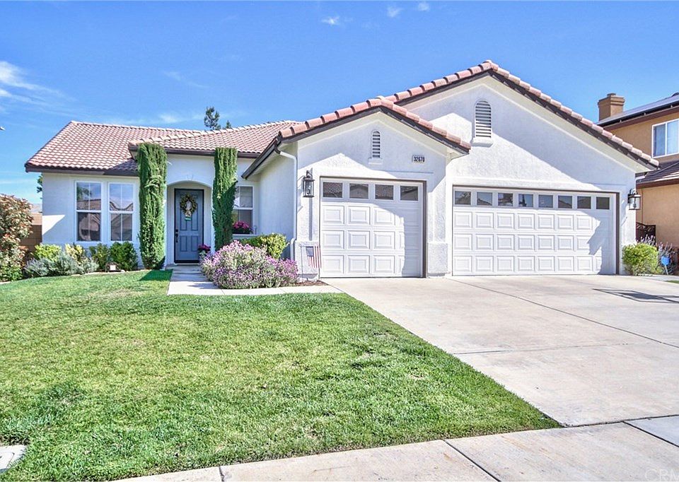 1st image of 32670 Breton Dr
