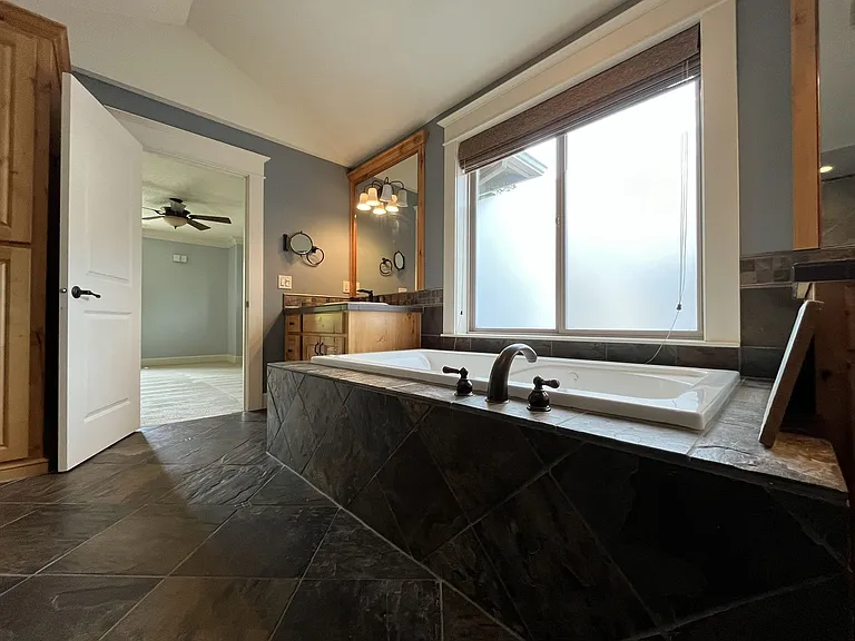 6435 McDuff Ct — Photo 47
