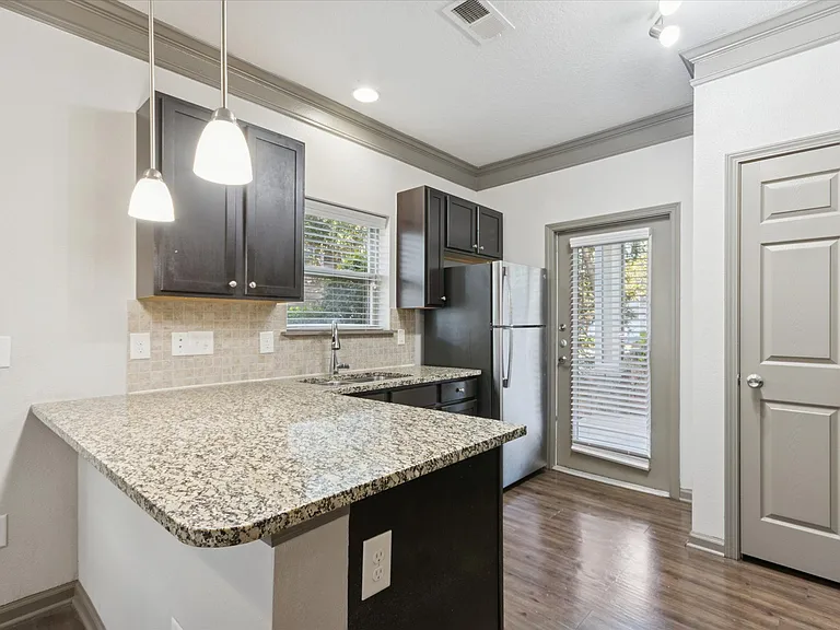 Villas at Park Avenue — Photo 74