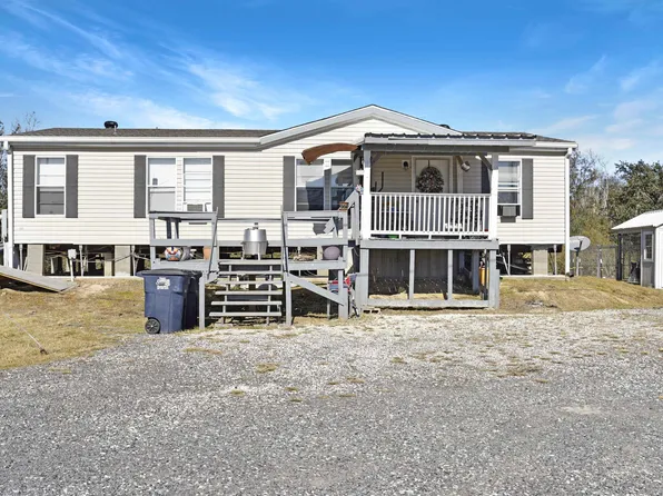 145 Channel Dr, Hackberry, LA 70645