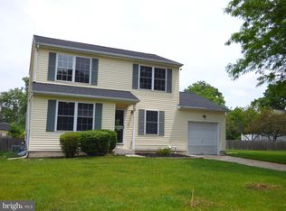 3 Grayson Pl, Burlington, NJ 08016