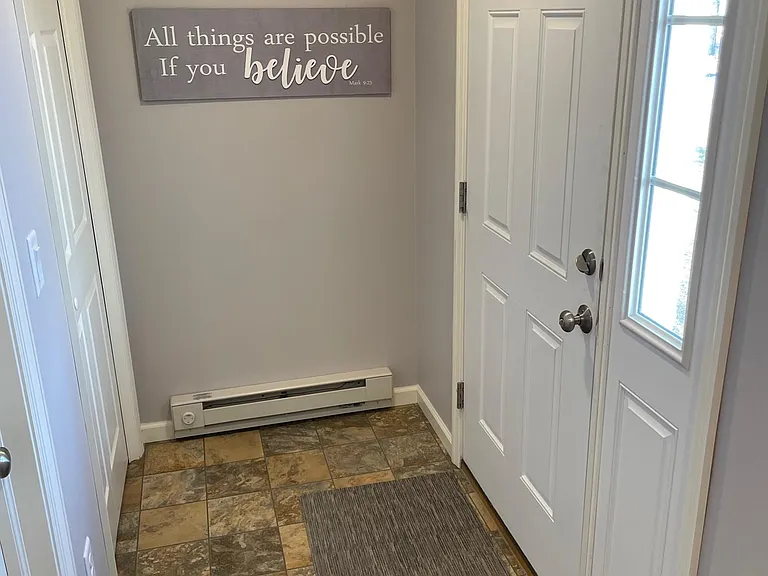 52 Limerick Ln — Photo 3