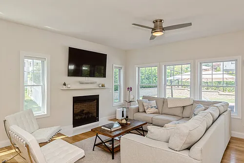 70 Ridge Dr Photo 1