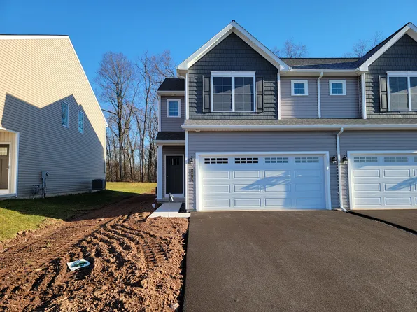 101 Magnolia Dr, Middletown, PA 17057