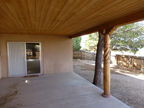 5th image of 339 Whiteoaks Dr NE
