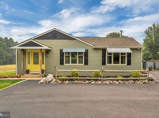 76 E Tomlin Station Rd, Mickleton, NJ 08056