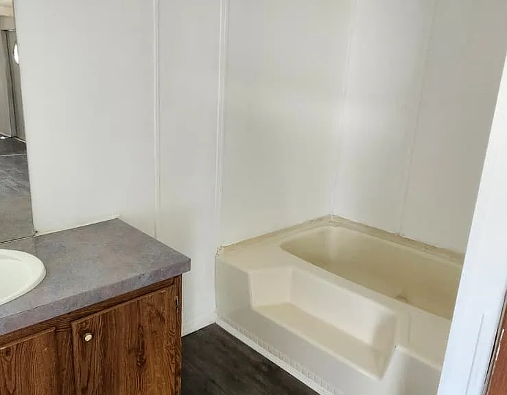 8364 Cedar St — Photo 37
