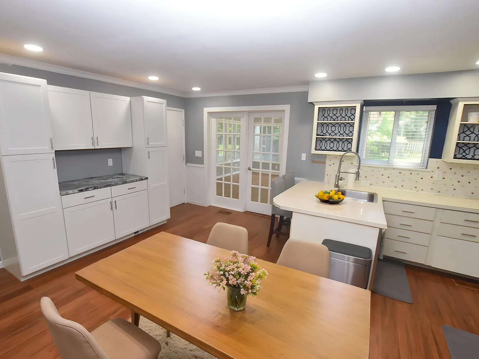 4 bed, 1800 sqft, $2,700 — Photo 4