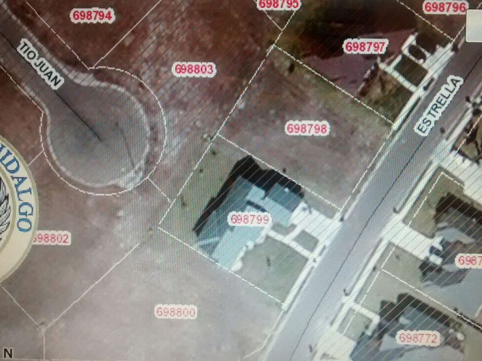2nd image of 408 Estrella Street