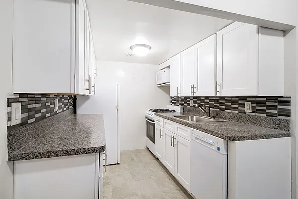 Rented by LG Fairmont Group | media 9