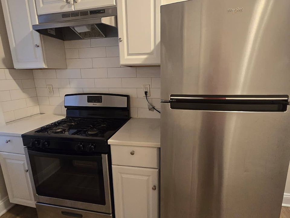 1st image of 112 Belgrove Dr #Br1