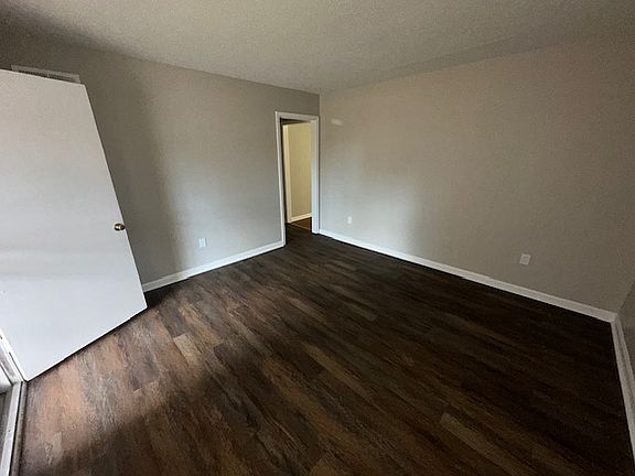 4th image of 6167 Lacewood Cv