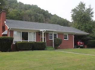 106 Southview Ave, Narrows, VA