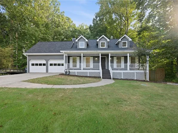 800 Winnbrook Dr, Dacula, GA 30019