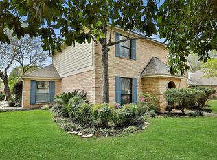 15003 Hiddenwood Dr, Houston, TX 77070