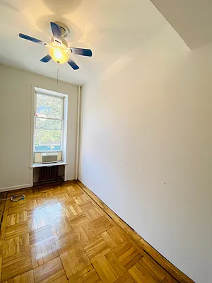 Rented by Mae Equities | media 20