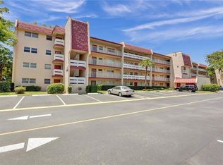 1005 Country Club Dr APT 103, Margate, FL 33063