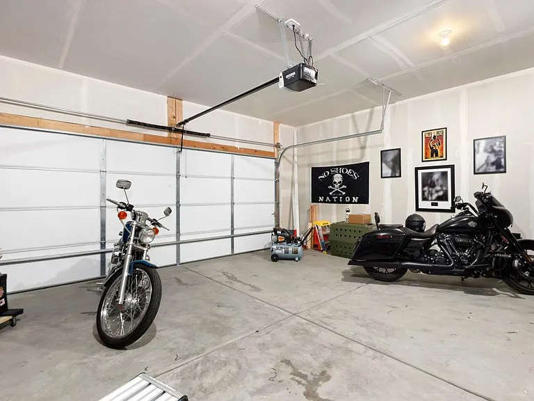 3901 Cascades St — Photo 15