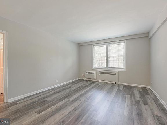 2nd image of 200 N George Mason Dr APT 3
