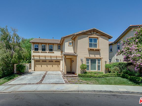 2nd image of 4681 Camino Del Sol
