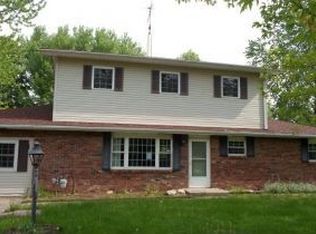 6832 W Tuberosa Dr, Rosedale, IN 47874