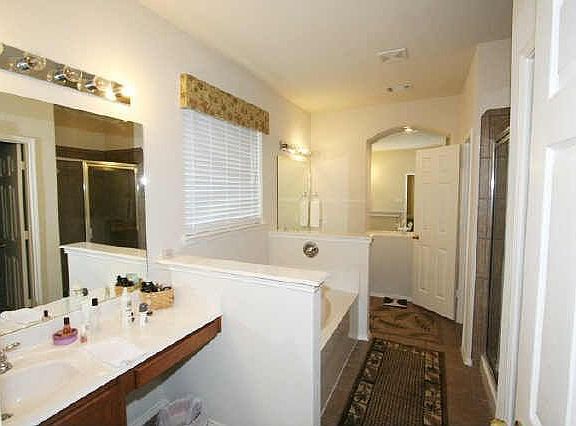 5th image of 213 Forestridge Dr