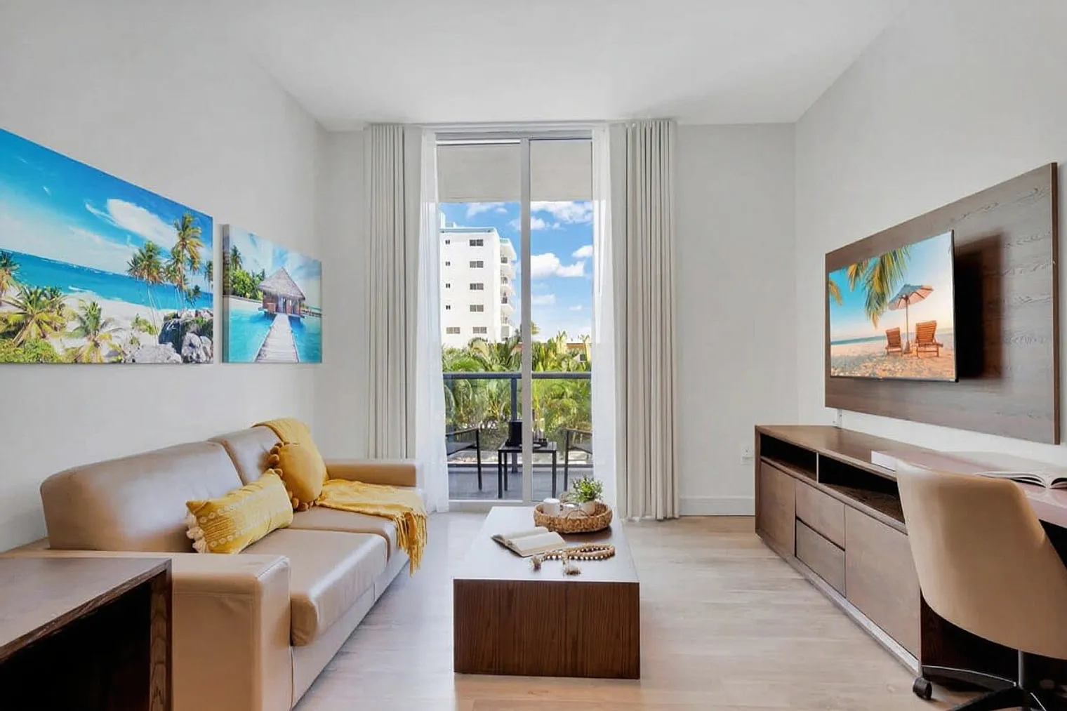 2 bed, 2.0 bath, 990 sqft, $4,287 — Photo 1
