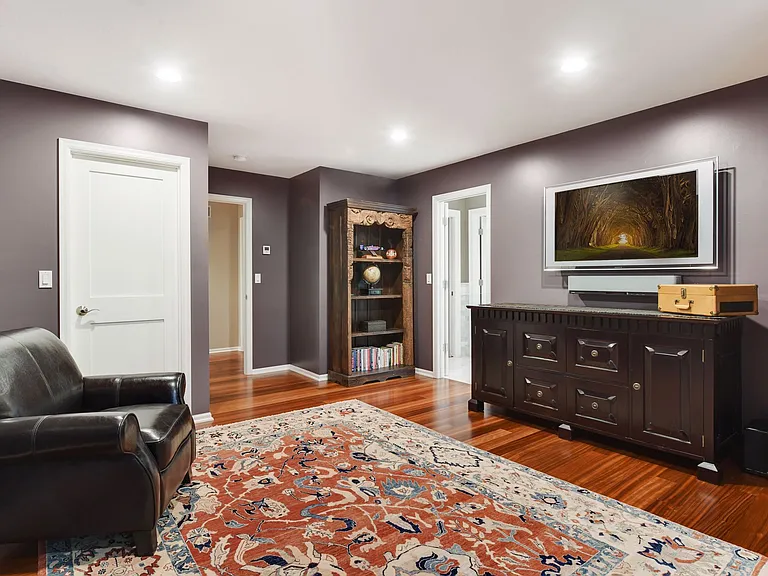 4390 Trillium Ln W — Photo 28