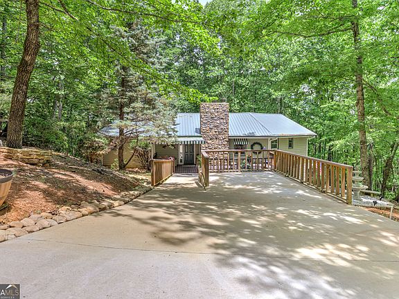 2nd image of 24 Sal Mountain Way