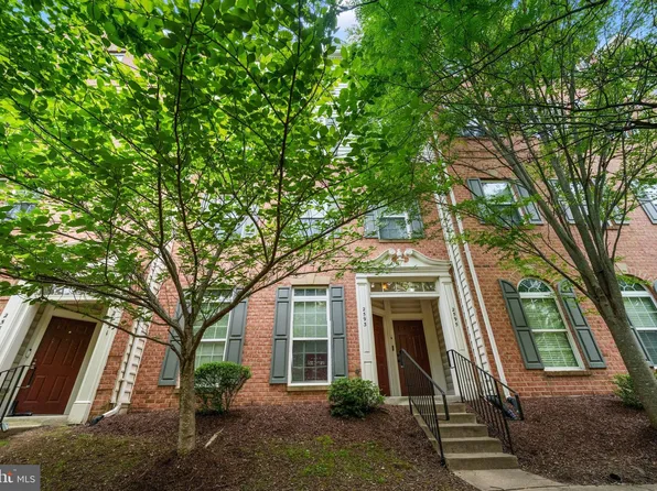 2593 Eastbourne Dr, Woodbridge, VA 22191