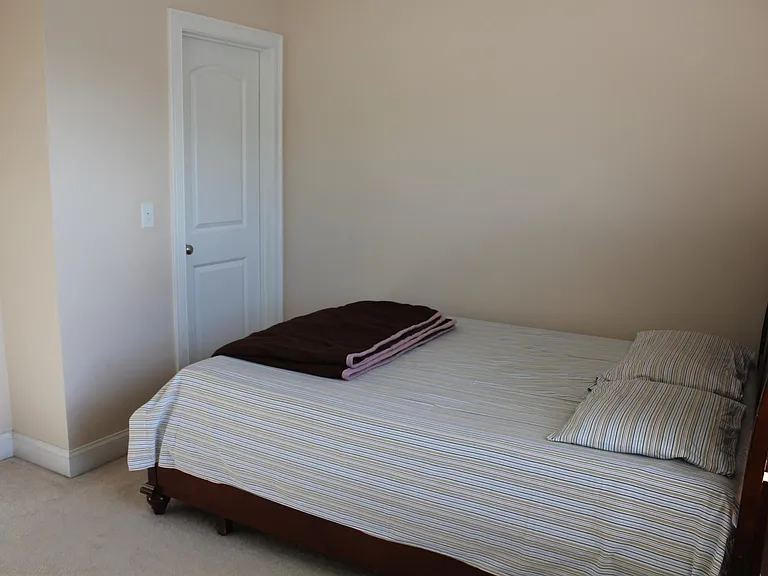 29 Apache Way — Photo 12