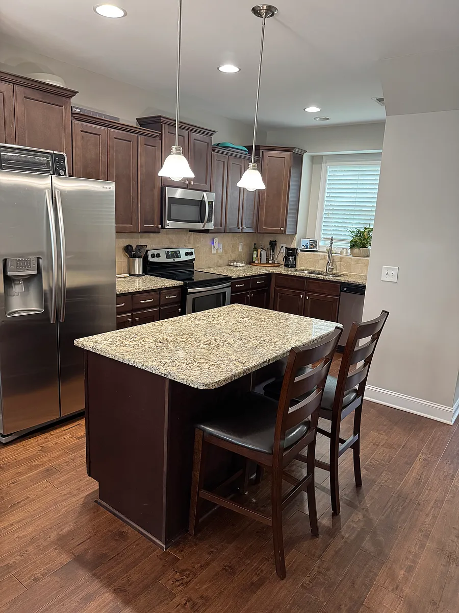 Building Photo - 3922 Amelia Park Dr