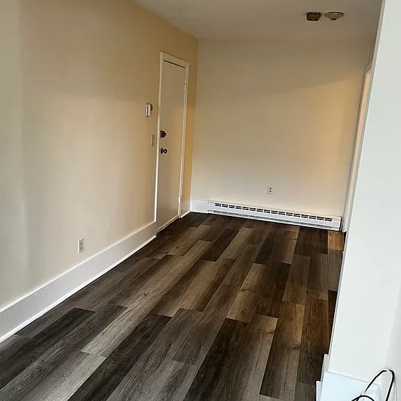 452 Main St #3 — Photo 3