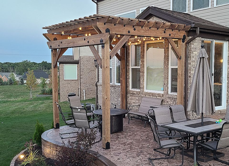 2nd image of 4705 N Stonegate Cir