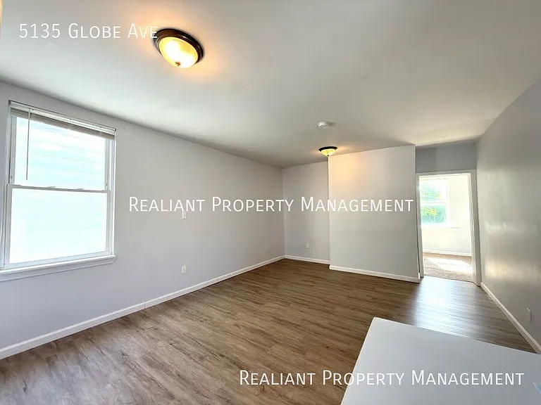 5135 Globe Ave — Photo 15