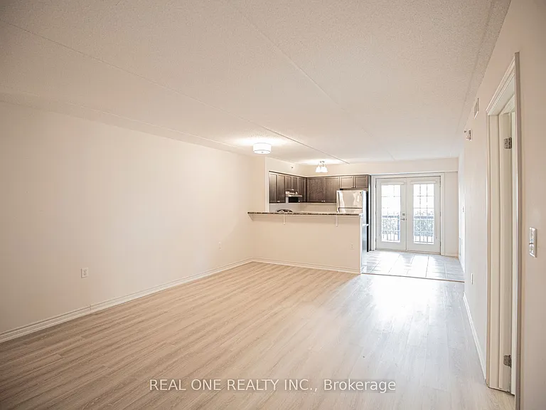 1440 Main St E #102 — Photo 6